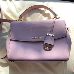 Michael kors cross body